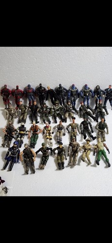 Mieszana partia zabytkowych figurek akcji Wojskowe CHAP MEI Żołnierz Force Toys - Zdjęcie 1 z 14