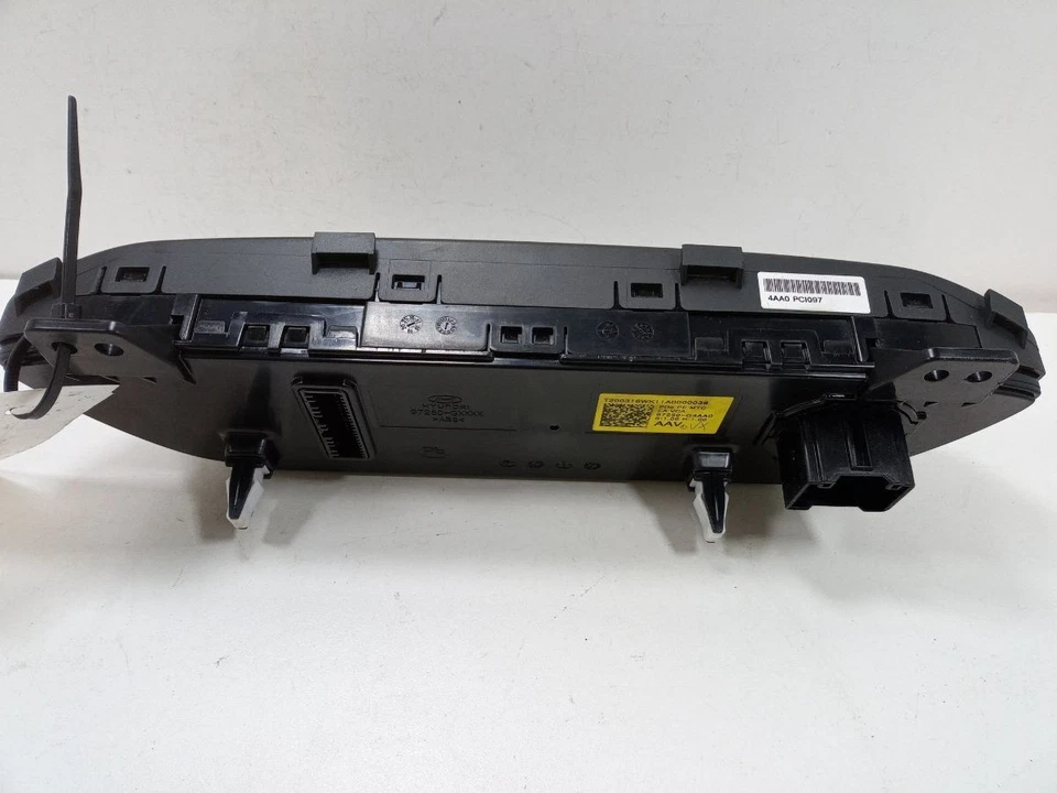 HYUNDAI I30 Se T-gdi 2020 Heater Control Panel 97250 G4aa0 - Image 3 of 4