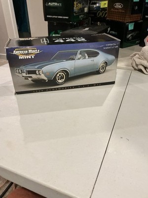 1:18 Diecast Ertl American Muscle Mint 1969 Oldsmobile 442 W32