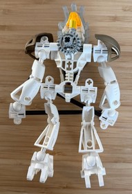 Vintage Y2K LEGO Bionicle *Incomplete* LOT Makuta 8593 & Takanuva 8596   mask
