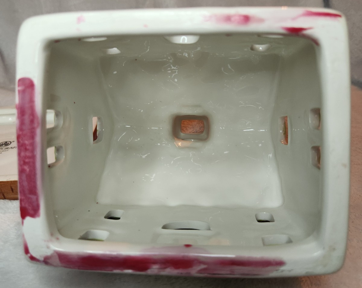 Pfaltzgraff "Winterberry Christmas House" tea light candle holder 