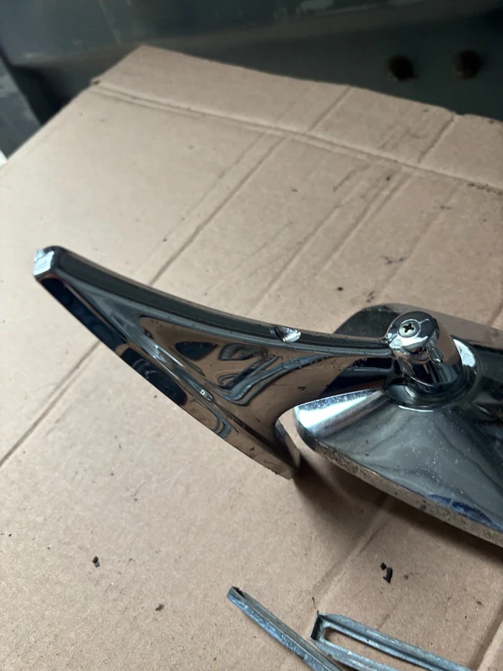 PAR DE ESPEJOS RETROVISORES CROMADOS LATERALES USADOS DEL MERCADO DE ACCESORIOS JUEGO VINTAGE FORD CHEVY DODGE Foto 2 de 4