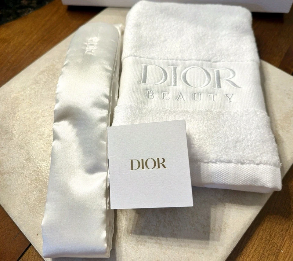 DIOR Gift set Train Case, Towel, Hairband, Hyalushot Wrinkle Corrector-NIB - Image 2 of 4
