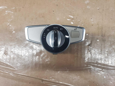 18 19 20 MERCEDES S560 Headlight Switch 21390530039J01; Silk beige 805