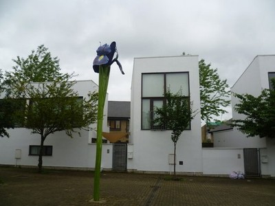 Foto A2 Skulptur am Eden Way, Bogenbogen\/TQ3682 In Abwesenheit von echtem f c2014