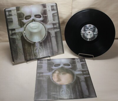 EMERSON, LAKE AND PALMER - BRAIN SALAD SURGERY RECORD ALBUM WITH INSERT.
