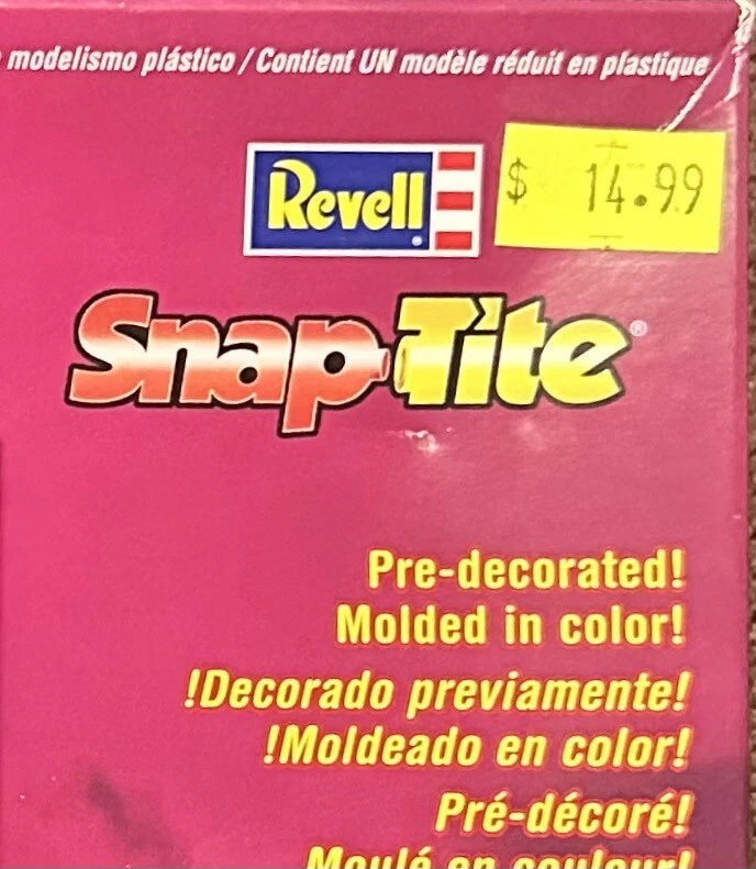 Revell AH-64D Apache Helicopter 1:100 Scale Snap Tote Model Kit 85-1373 - Image 2 of 4