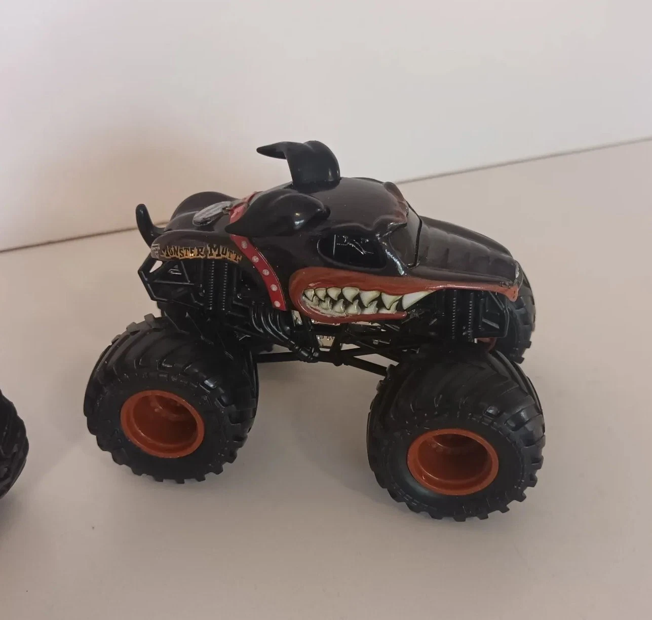Picture 6 of 18