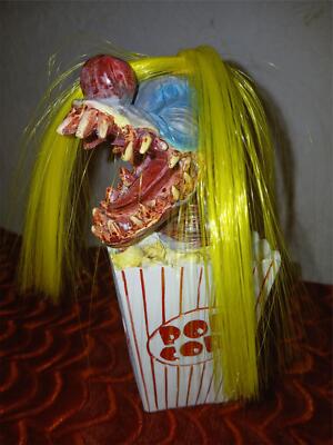 RARE KILLER KLOWNS FROM OUTER SPACE BABY HALLOWEEN FIGURE - HORROR STATUE YELLOW