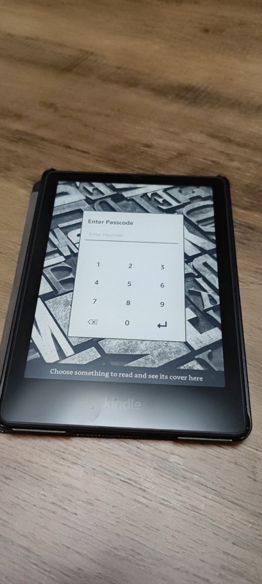 Amazon Kindle Paperwhite (10th Generation) 32GB, Wi-Fi - with