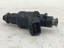 Injecteur Mercedes 208
