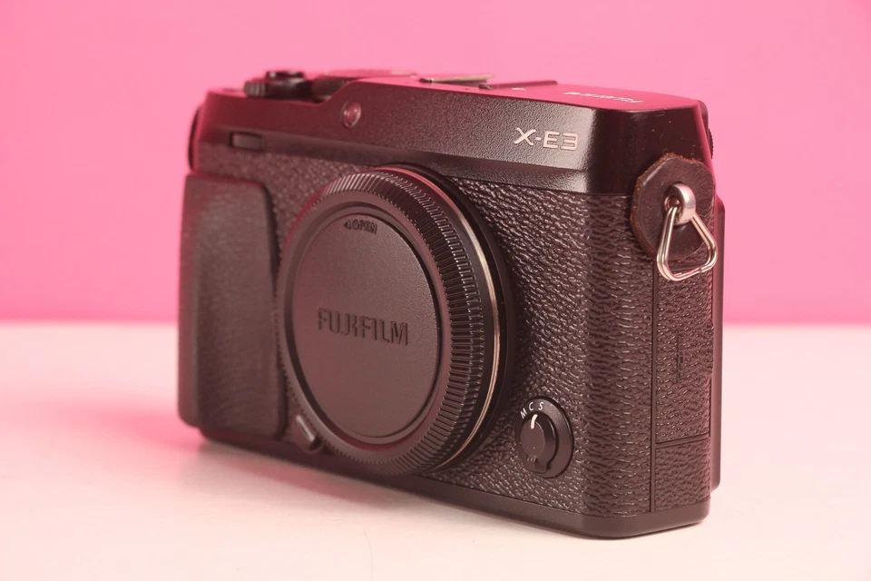 Fujifilm X-E3 24.3MP Mirrorless Digital Camera BLACK (Body Only) EXC! - image 3 of 4