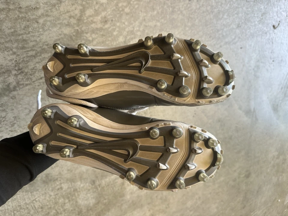 Botines de fútbol Jordan 11 Cool gris Foto 3 de 4