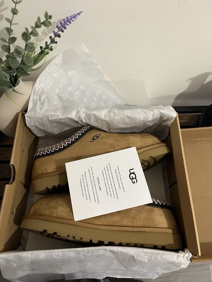 UGG Australia Women's Mustard/Brown Slippers UK Size 8 - Image 4 of 4