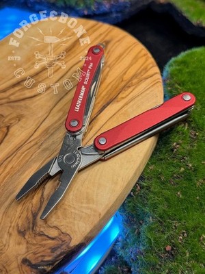 Leatherman Squirt PS4 Red