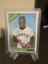 1966 Topps Baseball Cards 11