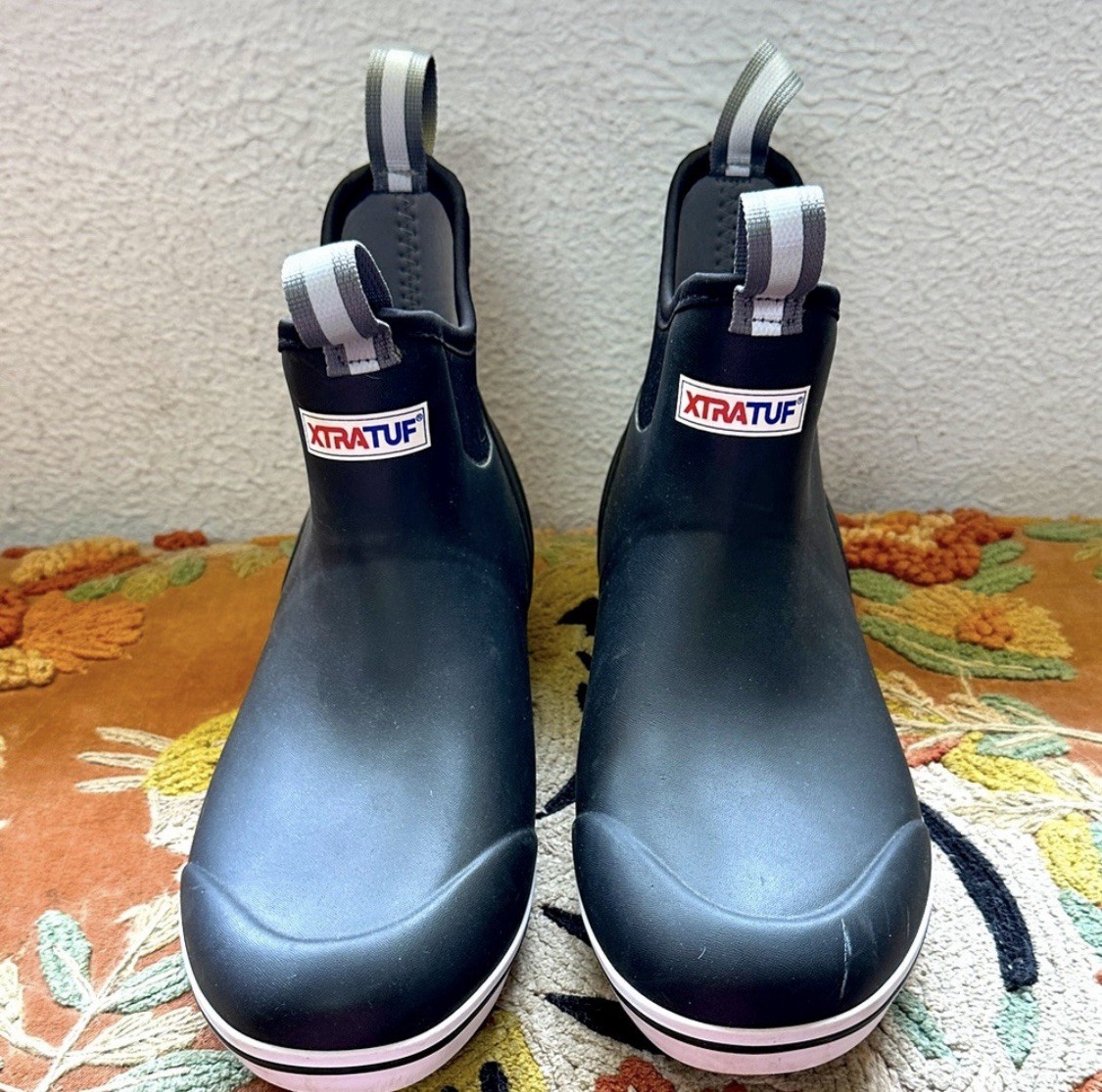 Xtratuf Men's Size 10 Black Rubber Ankle Deck Boots