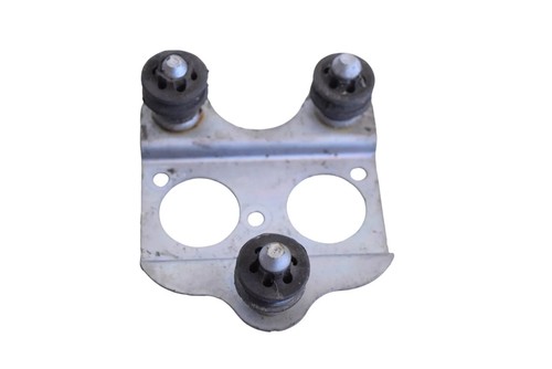 Porsche Cayenne S ABS-Pumpenhalterung 7L8614235 2007 RHD 26060010