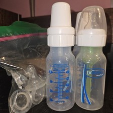 Dr. Browns 4 Oz Bottle  Size 1 Nipple Lot