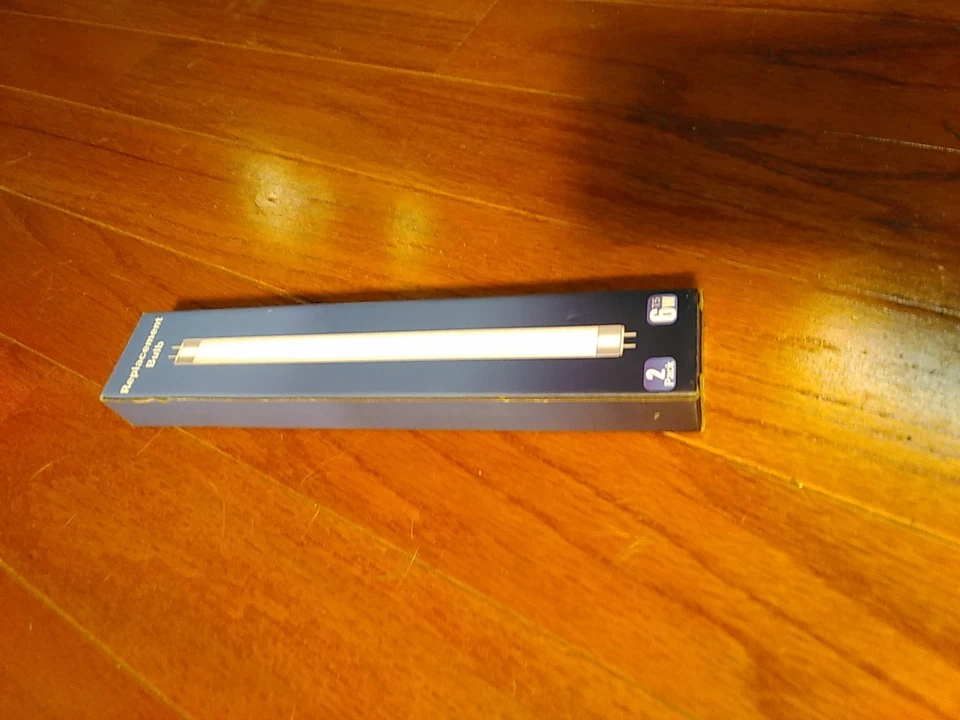 T5 6W Replacement UV Bulb- 2 Pack - Image 4 of 4