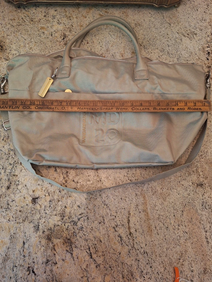 Bolso de Viaje Mandarina Duck MD 20 Dorado Bolso Bandolera Foto 2 de 4