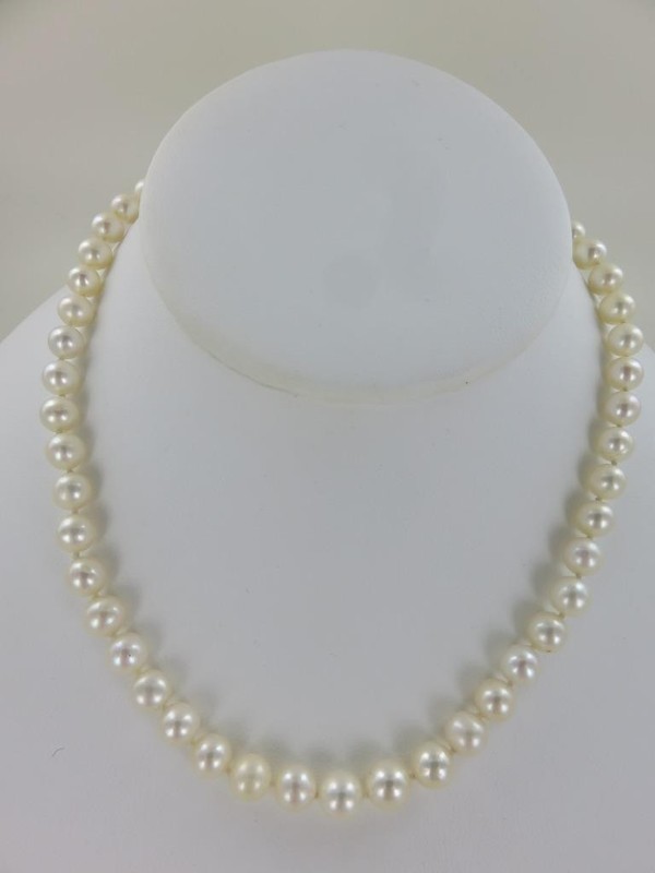 Beautiful White Pearl Choker 6mm w/14K Yellow Gold Ball Clasp 15" Necklace