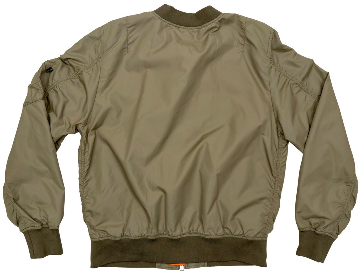 s-l1200.jpg s-l1200.jpg