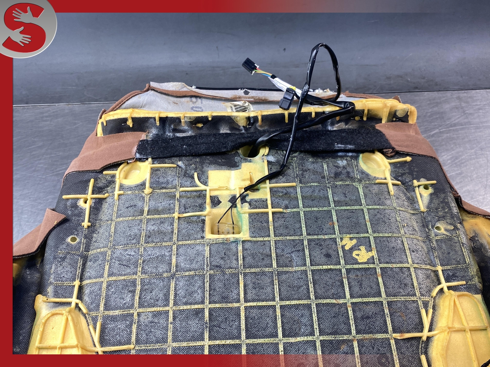 MASERATI GHIBLI FRONT RIGHT PASSENGER SEAT LOWER CUSHION BOTTOM OEM 2014-2016 ??