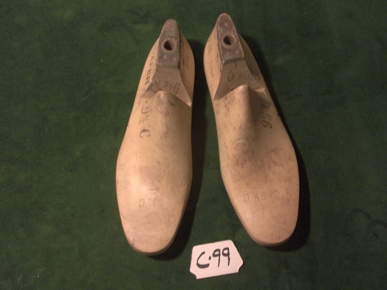 VINTAGE PAIR Maple Size 9-1/2 C LOAFER WOODRIGHT Industrial Shoe Last Mold #C-99