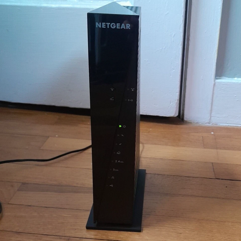 Router módem por cable NETGEAR AC1750 WiFi DOCIS 3.0 (C6300) - Usado Foto 2 de 4