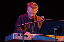 Ray Manzarek of The Doors Of The 21st Century performs the Sound A- Old Photo