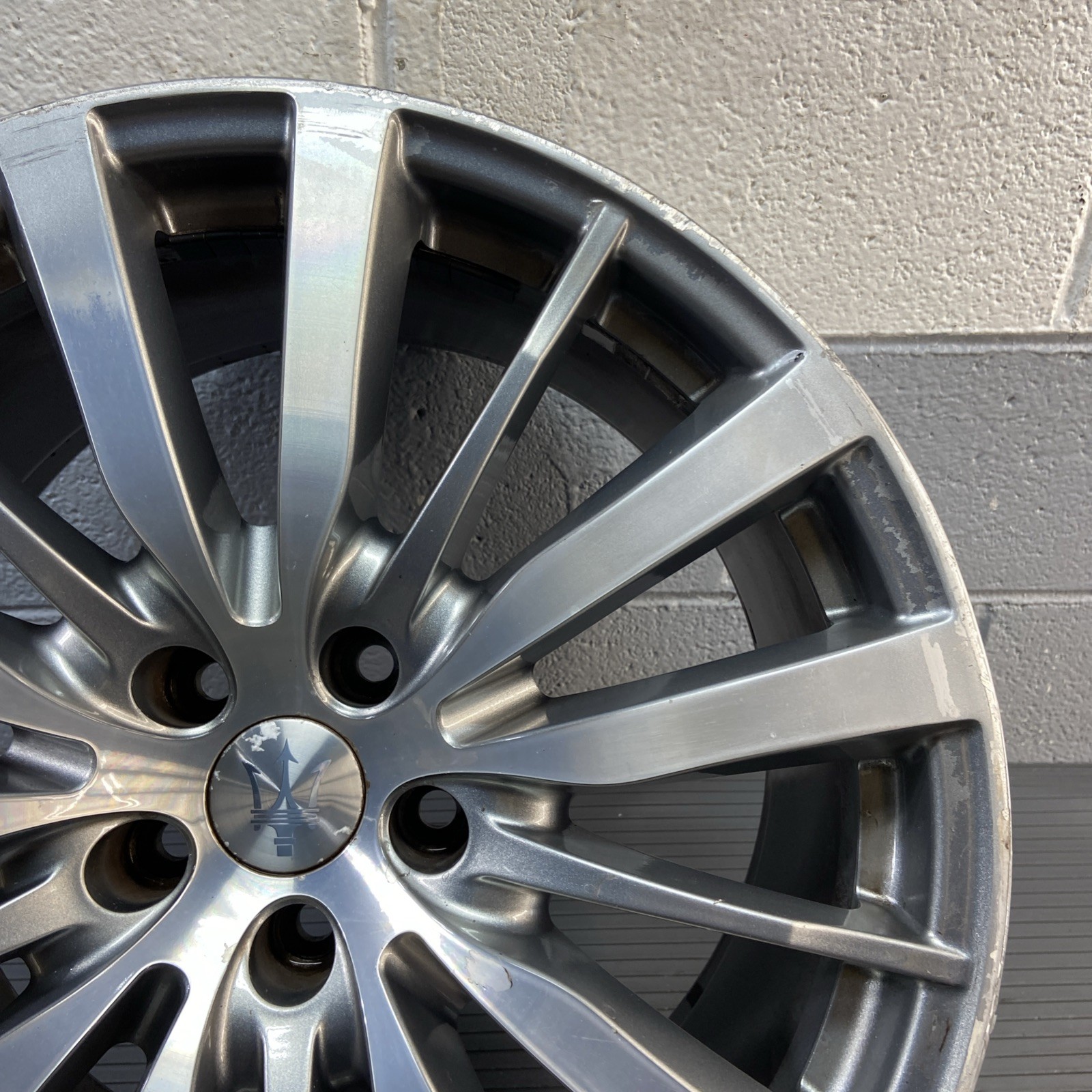 2013-2024 Maserati Ghibli M157 Rear Alloy Wheel Rim Disc 10Jx19 ET40 OEM *NOTE*