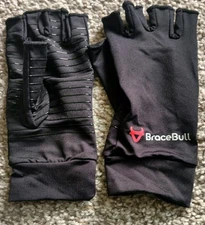 BraceBull Gloves 1 Pair Fingerless Compression Gloves, Relieve Hand Pain: Small