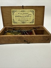 Antique W & T Avery Balance Scale With Weights And Box