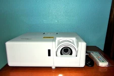 Optoma ZW400 Laser Projector Excellent Condition Amazing Image Extremely Bright!