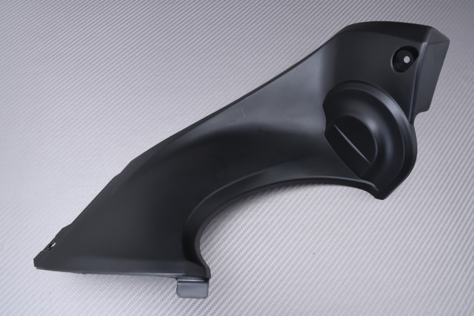 Écope réservoir gauche Yamaha R6 pour réparer un carénage moto après une chute