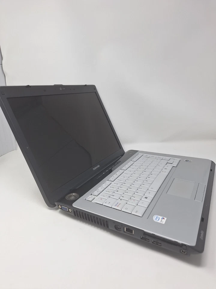 Toshiba Satellite A200 Laptop T2130 1GB RAM 105GB DVD *Requires New Battery* - Image 2 of 4