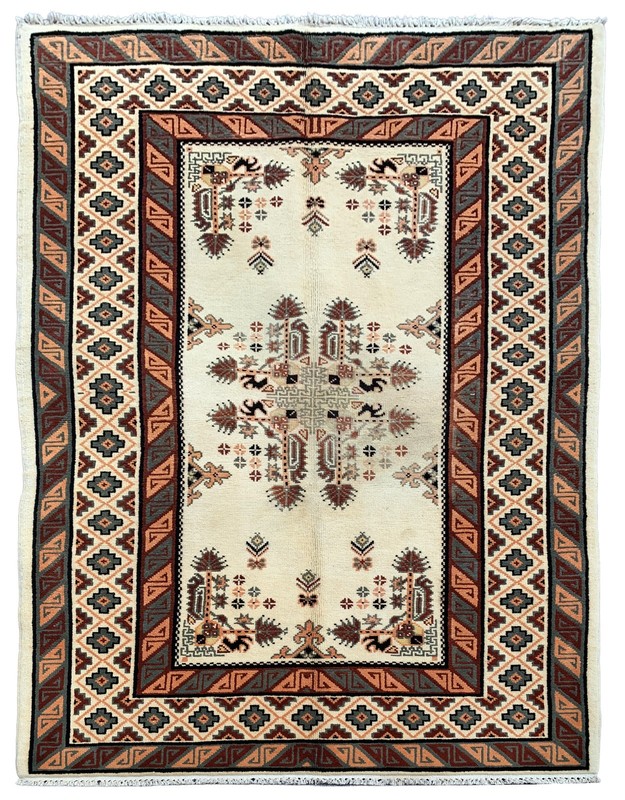 Amazing Hand Knotted Vintage Moroccan Wool Area Rug 8 x 5 Ft