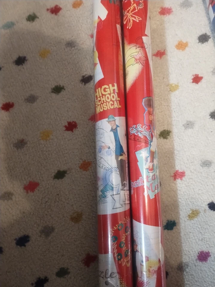 Lote de 2 embrulhos de papel de embrulho musical vintage Disney High School para presente - Imagem 3 de 3
