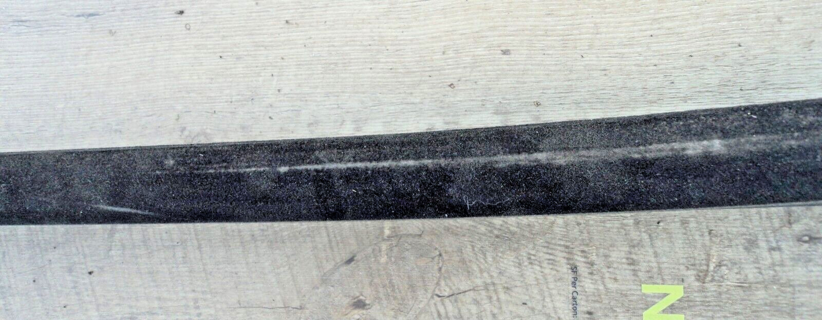 1998-2001 Ford Ranger Mazda Pu    Window Inner Beltline Seal    Left Front Door