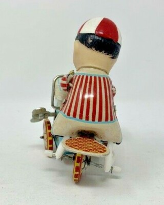 kids Euroヴィンテージ Vintage ICE CREAM VENDOR Wind-Up Pedal Cart Tricycle Toy