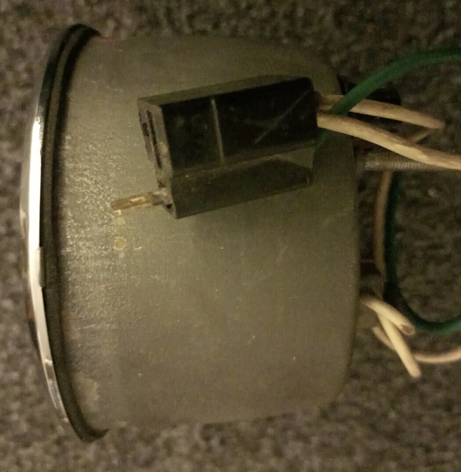 Vintage Aston Martin DB5 Rev Counter / Tachometer - Image 4 of 4