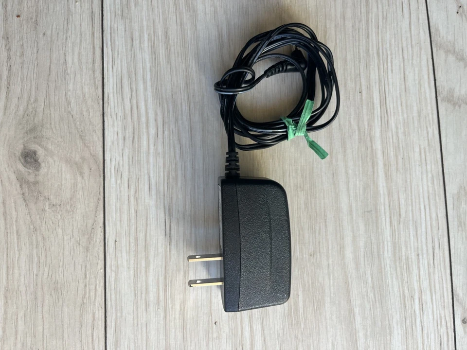 NIX 7" Digital Photo Frame 32MB Memory W/Remote - Image 3 of 3