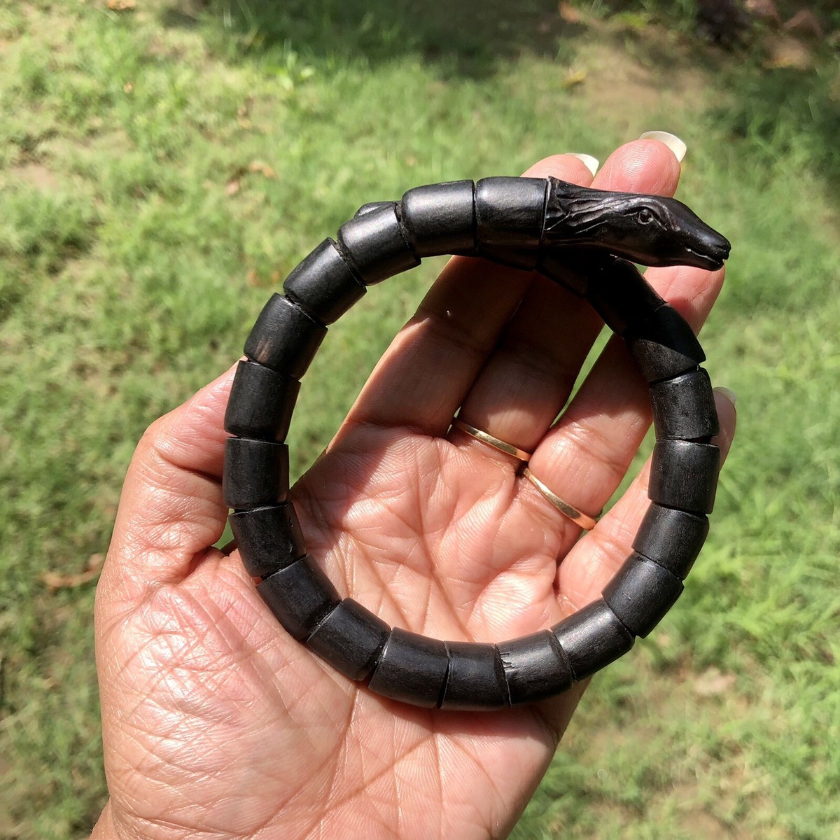 Bracelet Serpent Cobra En Bois D'ébène Noir - Diamètre 66 Mm - Bijou De Déclaration