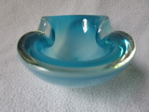 Murano Glas Schale türkisblau Milchglas Aschenbecher 578g oval 14x9,5x4,cm TOP! - Bild 6 von 7