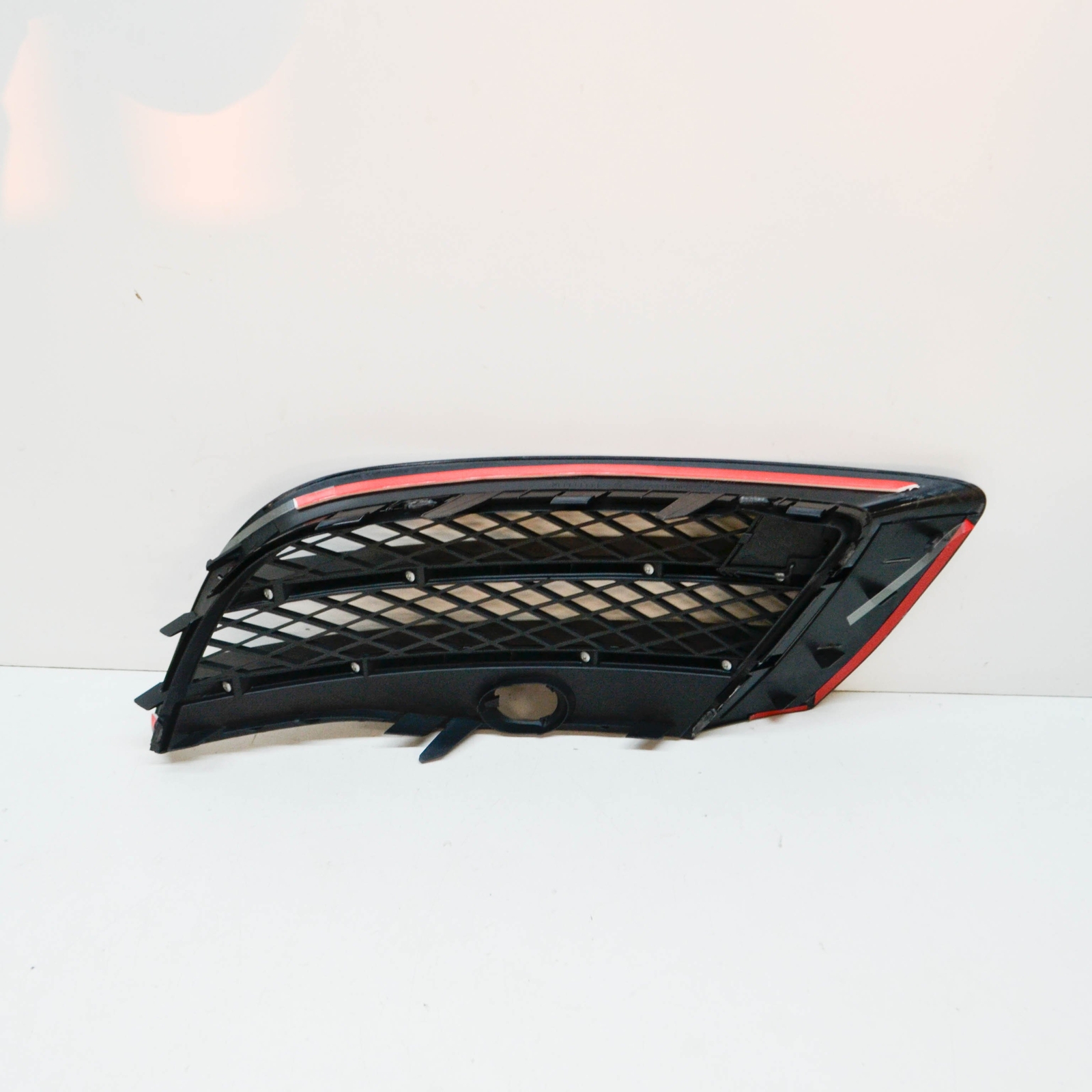 AUDI R8 Frontstoßstange rechts Kühlergrill 42080768001C 420807680