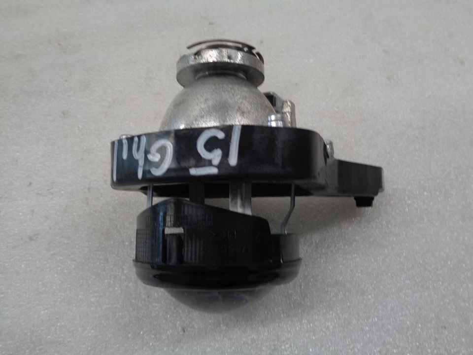 Lâmpada de neblina dianteira esquerda do lado do motorista 2015 Maserati Ghibli fabricante de equipamento original AK2402136 - Imagem 3 de 4