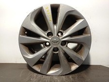 felge TOYOTA AURIS E18 1.8 HYBRID ZWE186 4261102F00 rectp5855524