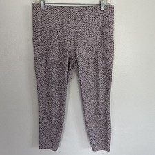 Athleta Leggings Salutation Stash Pocket II 7/8 Tight Legging Black Ivory Large