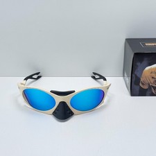 Oakley Plantaris OO9437 Sunglasses Ivory Frame PRIZM Sapphire Lens